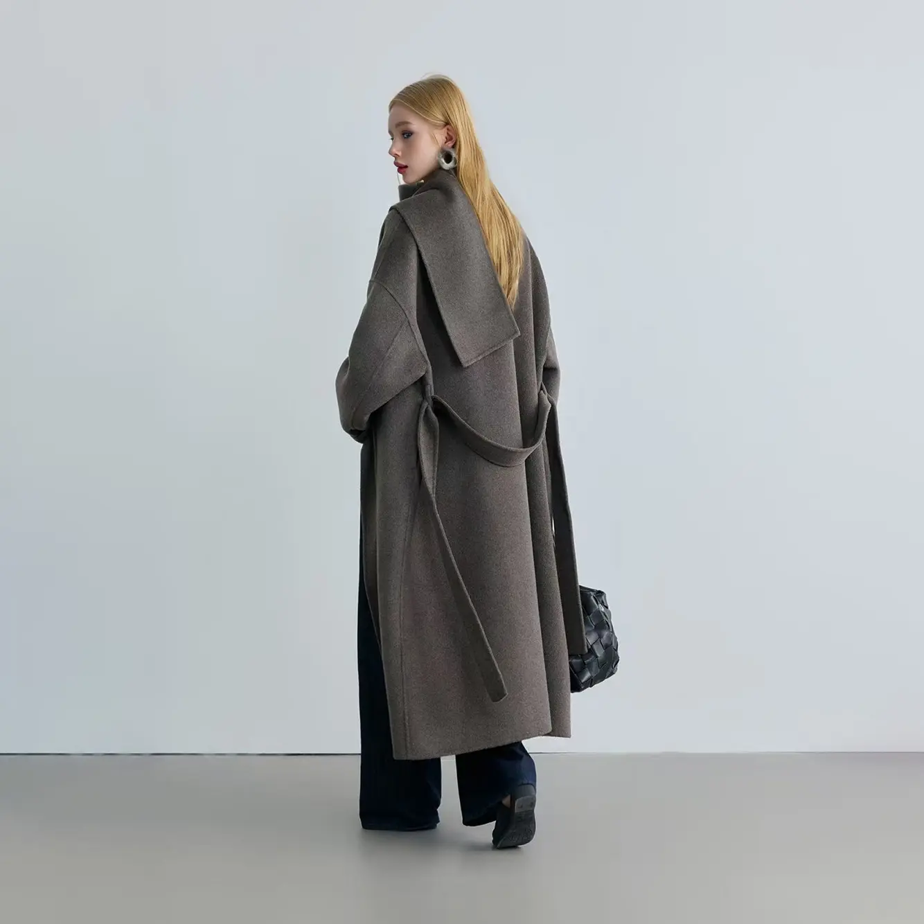 coat101 3.jpg