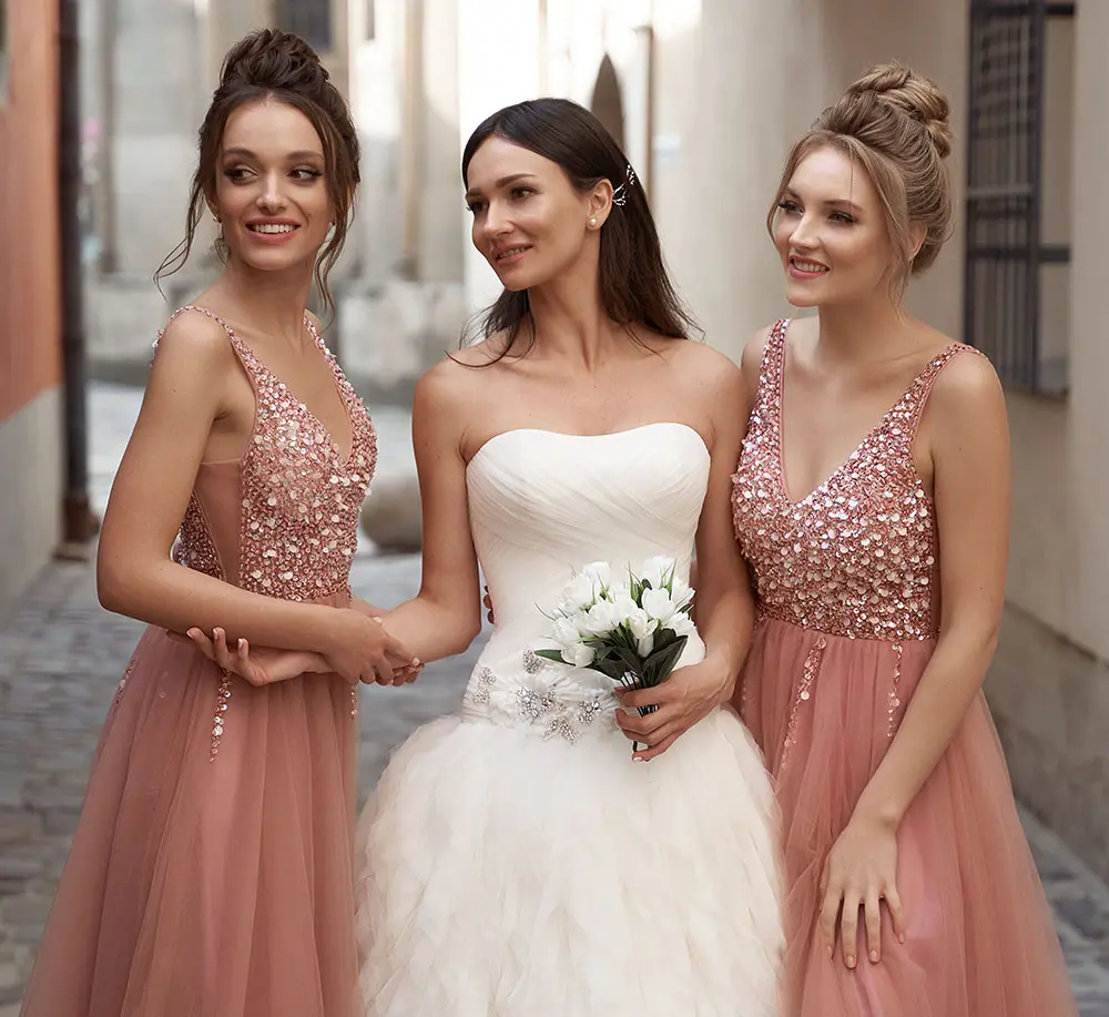 In-House Women Dress Manufacturing to Balance Cost & Quality